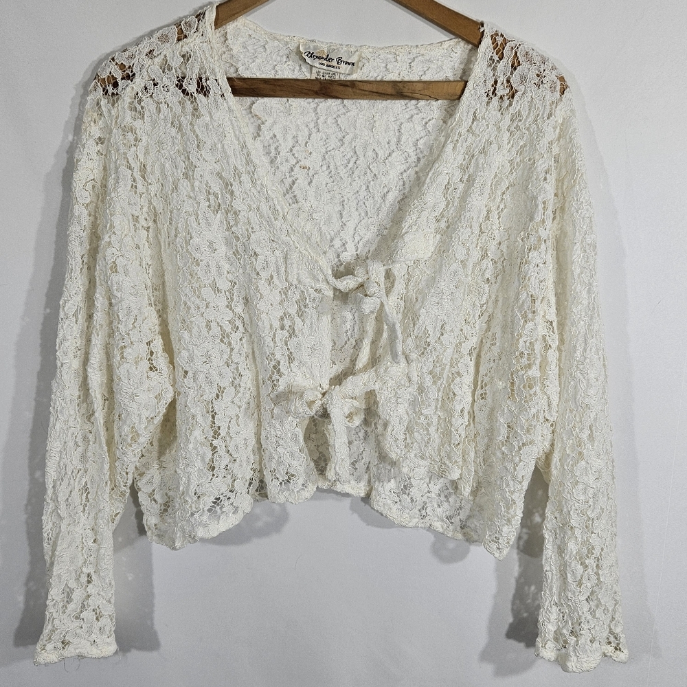 Vintage Tie Front Lace Cropped Top